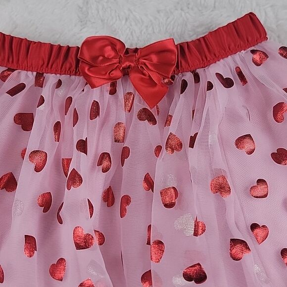 ‎Pink & Red Hearts Valentines Tulle Skirts [SIZE 5T] - Picture 2 of 5